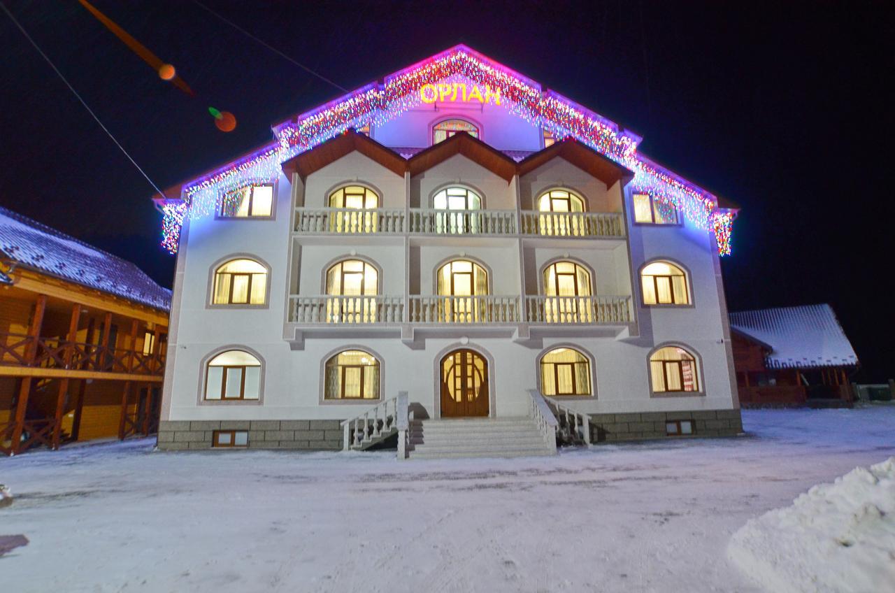 Apart-Hotel Orlan Mykulychyn Exterior foto